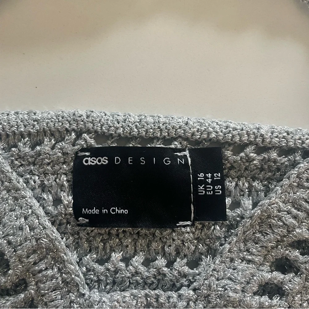 ASOS Crochet Bralette in Metallic Yarn Silver - Picture 4 of 5